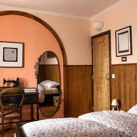 Small Hostel