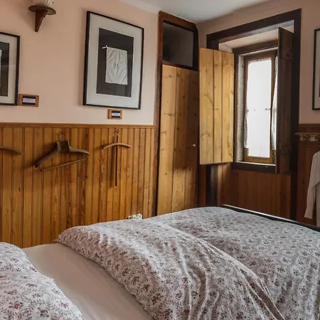 Small Hostel *
